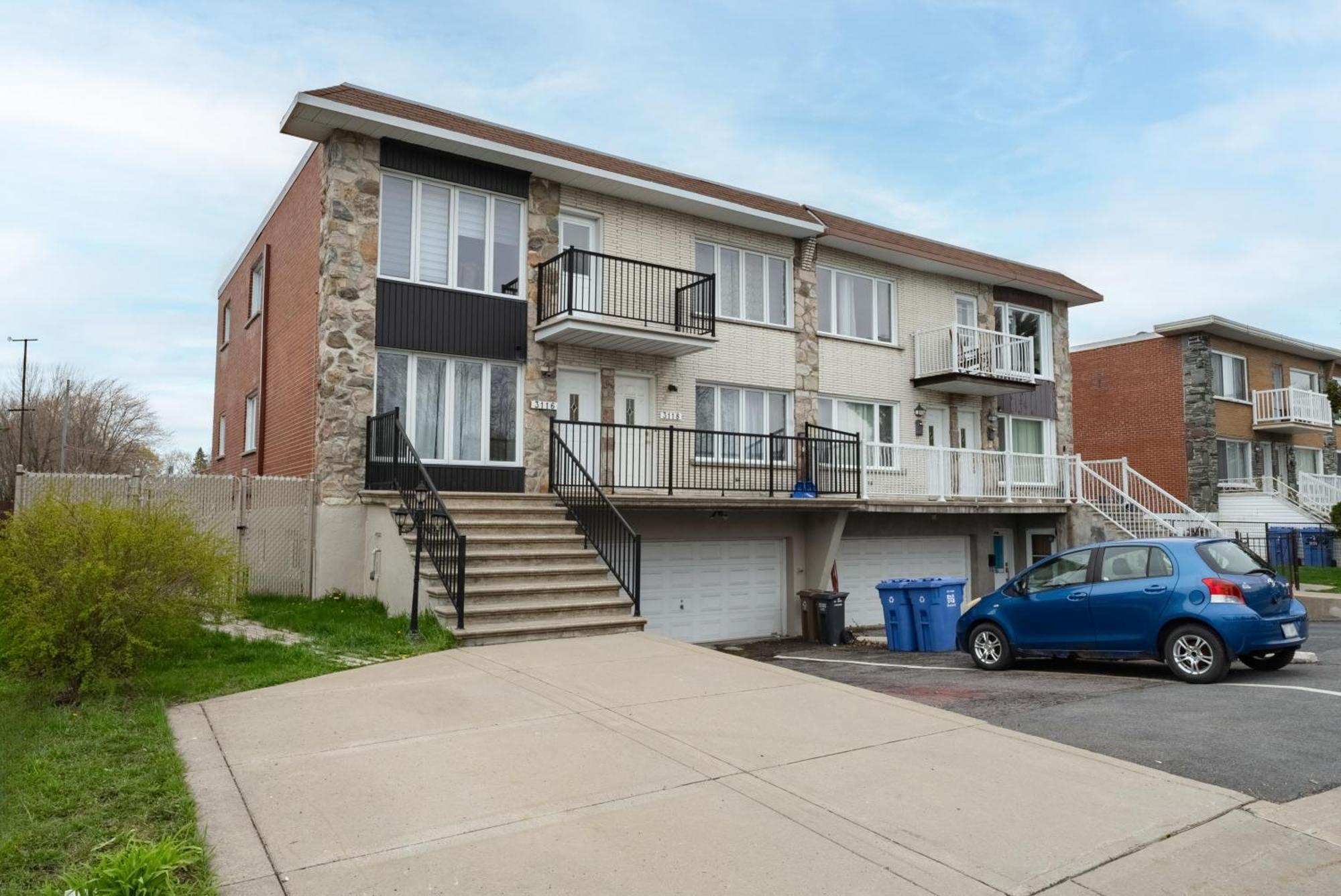 Comfortable Spacious House With Parking Brossard Exterior foto